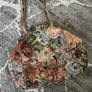 Vintage Floral Tapestry Women's Bag